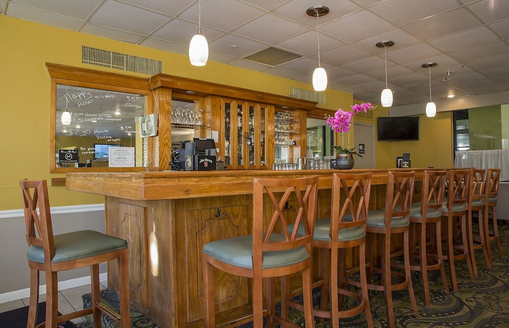 Фото Grande Shores Ocean Resort