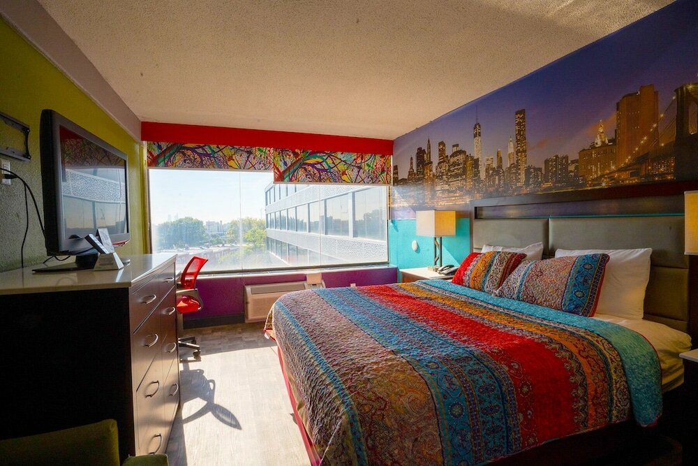 Фото Philly Inn & Suites