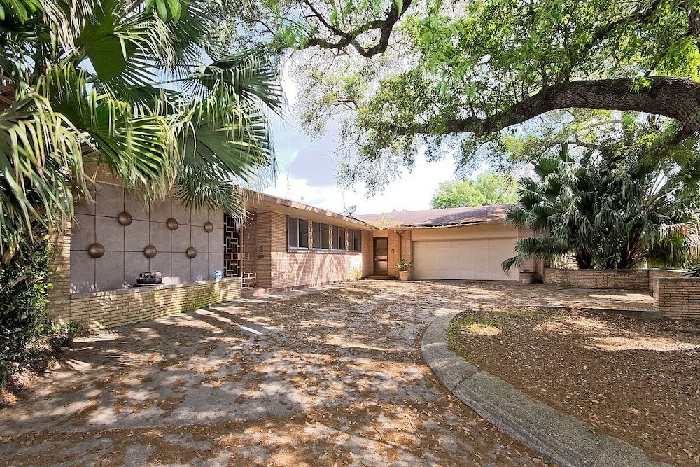 Фото Degas House