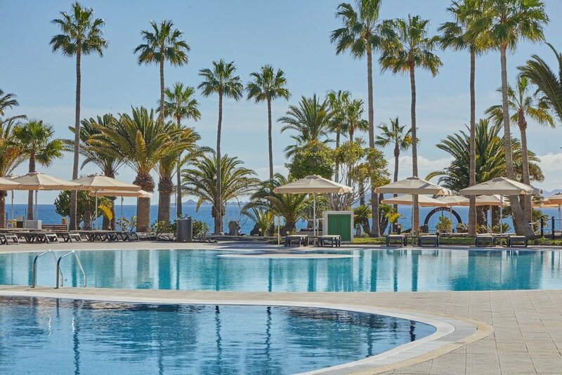 Гостиница Dreams Lanzarote Playa Dorada Resort & SPA в Плайя-Бланка