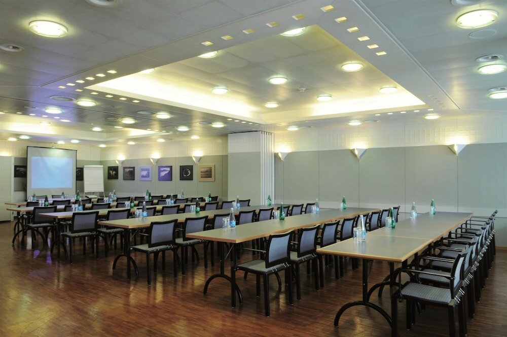 Фото Sorell Hotel Ador