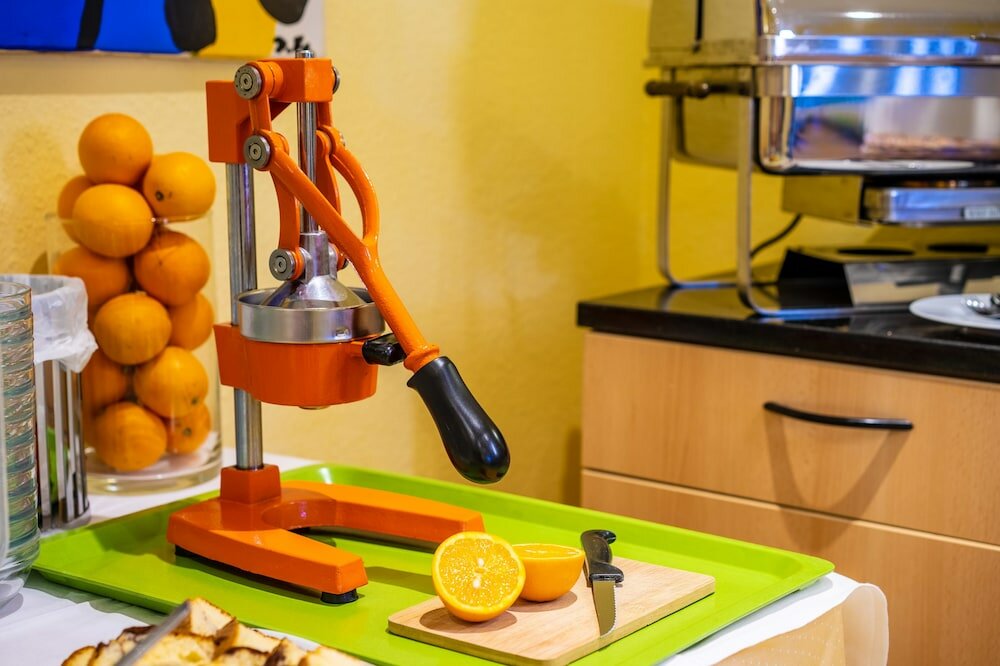 Фото Confour Hotel