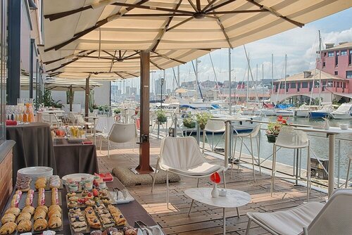 Гостиница Nh Collection Genova Marina в Генуе