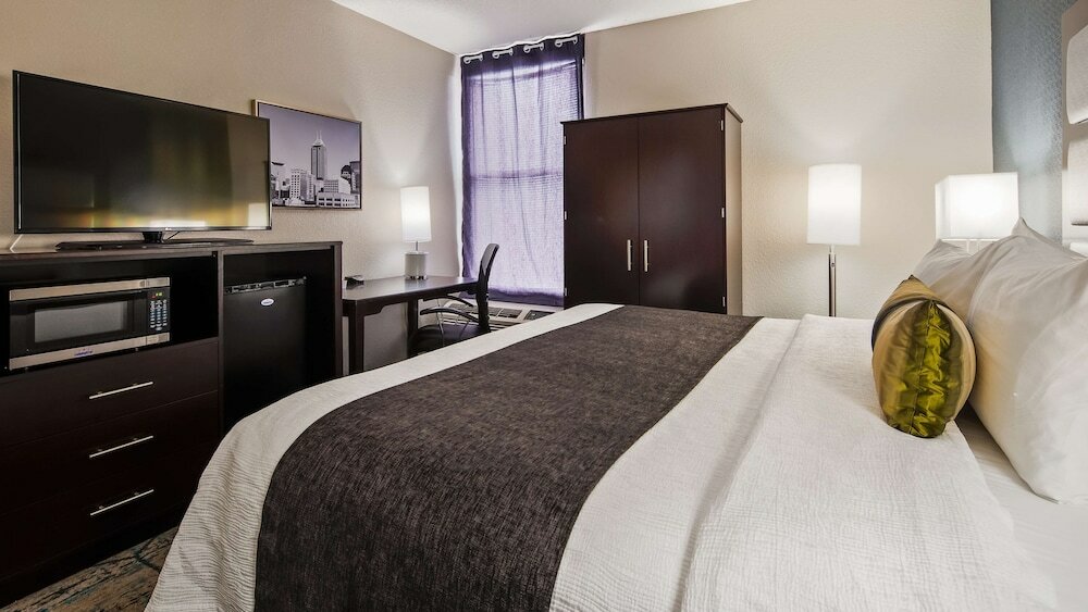 Фото Best Western Plus Indianapolis Nw Hotel