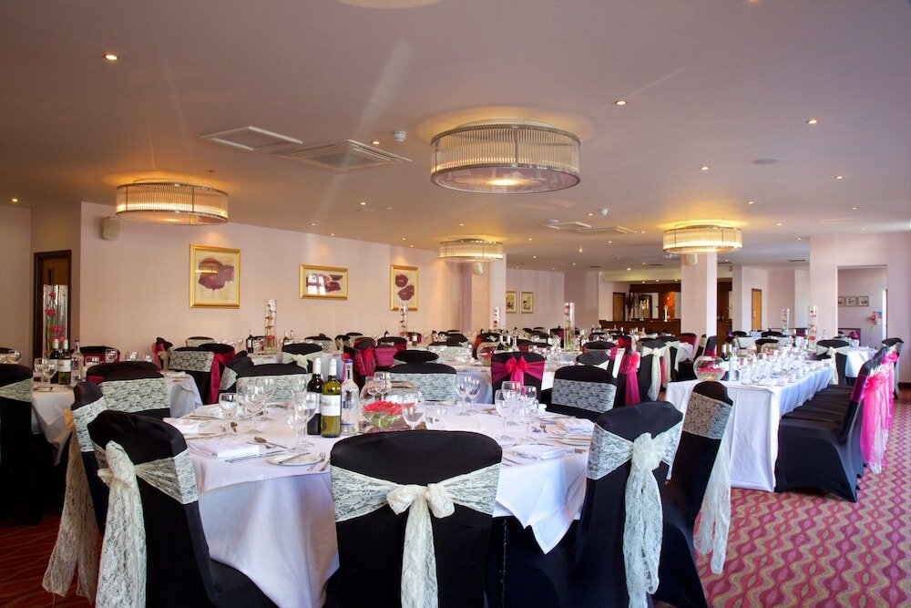 Фото Bournemouth West Cliff Hotel