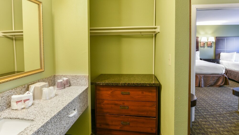 Фото Quality Inn & Suites Buena Park Anaheim