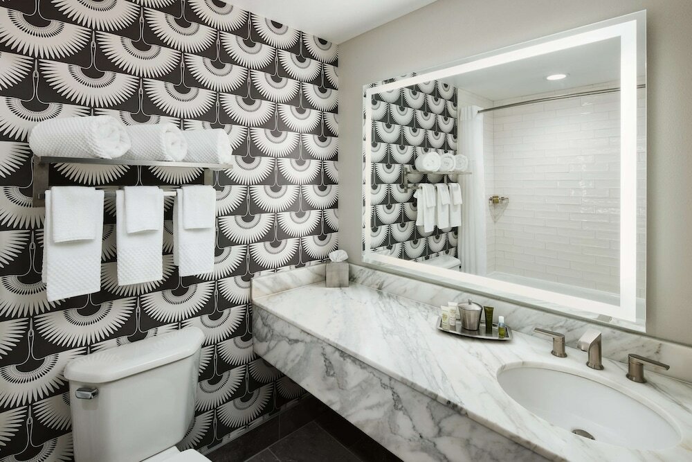 Фото The Terrace Hotel Lakeland, Tapestry Collection by Hilton