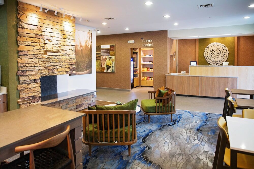 Фото Fairfield Inn by Marriott Hays
