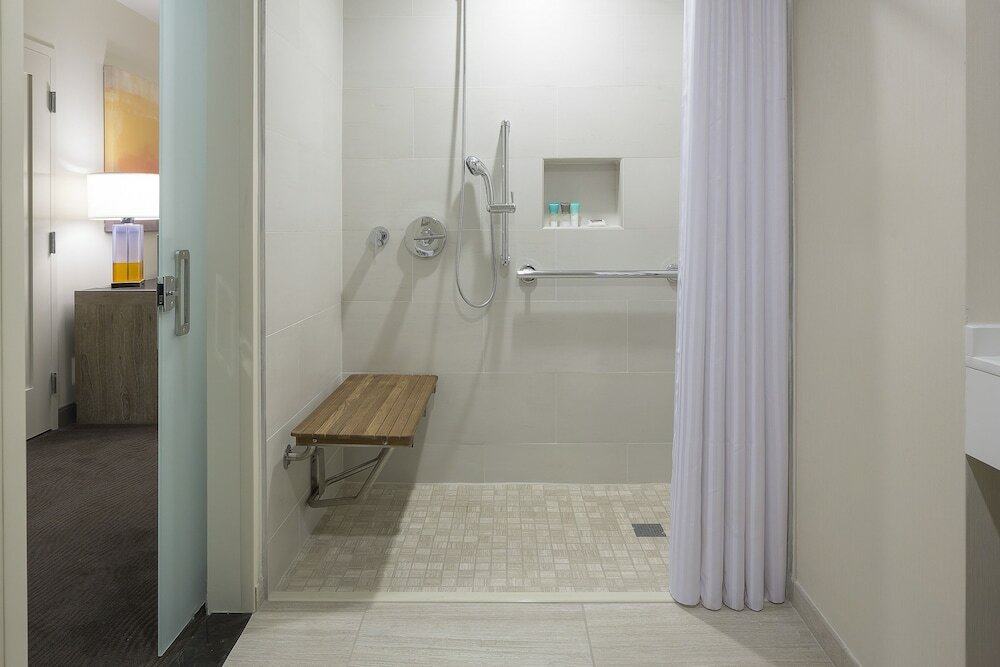 Фото Hyatt Centric Midtown Atlanta