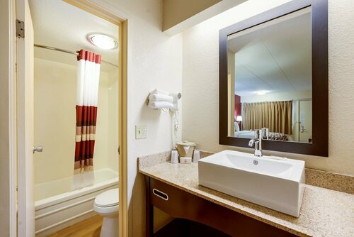 Гостиница Red Roof Inn Grand Rapids Airport в Гранд-Рапидс