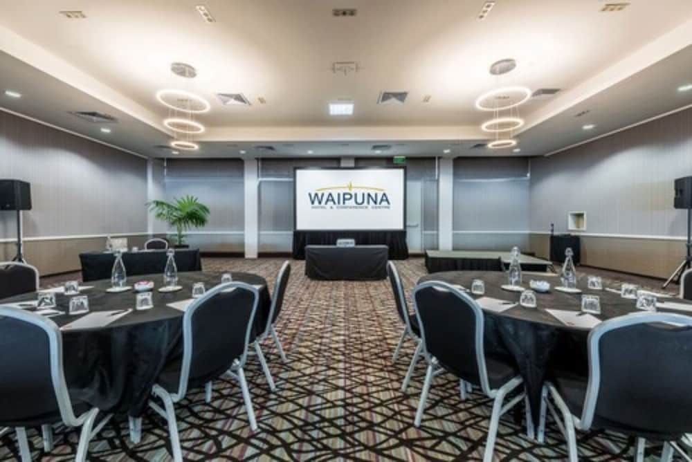 Фото Waipuna Hotel & Conference Centre