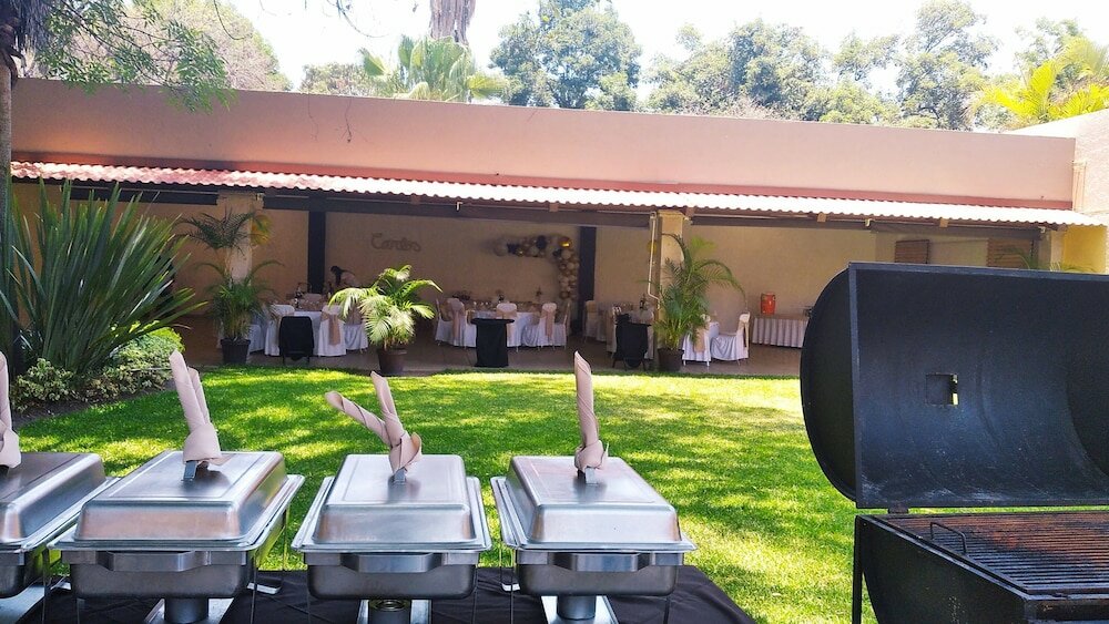 Фото Country Plaza