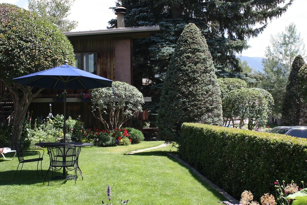Фото St. Moritz Lodge & Condominiums