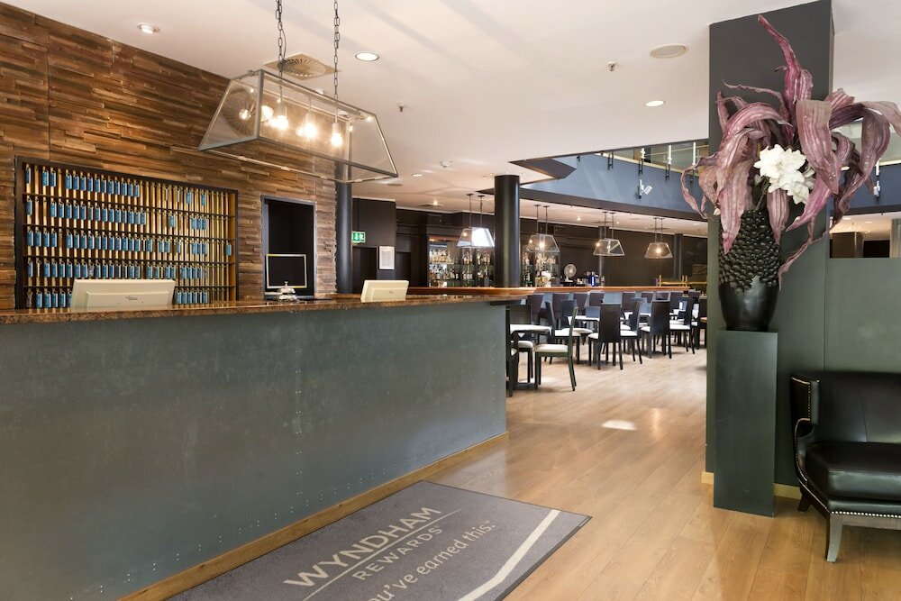 Фото Wyndham Hannover Atrium
