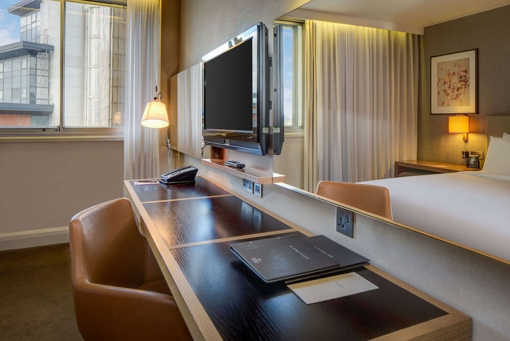 Фото Hilton Leeds City