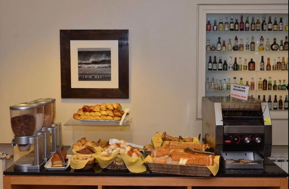 Фото Austral Hotel