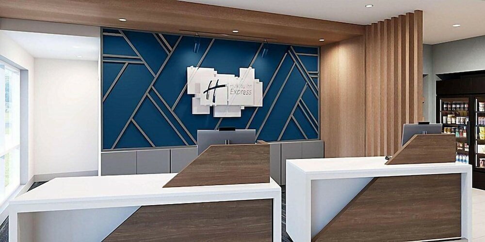 Фото Holiday Inn Express Gloucester, an Ihg Hotel