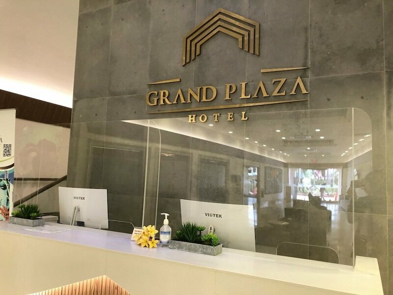 Гостиница Grand Plaza Hotel