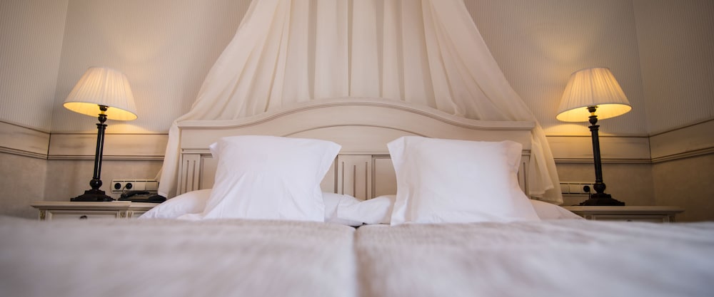 Фото Eugenia de Montijo, Autograph Collection