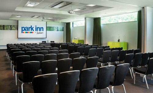 Внешний вид отеля Park Inn by Radisson Liege Airport в Грас-Олони, фото 5