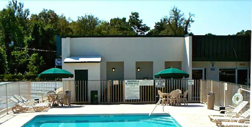 Фото Masters Inn Columbia I-26