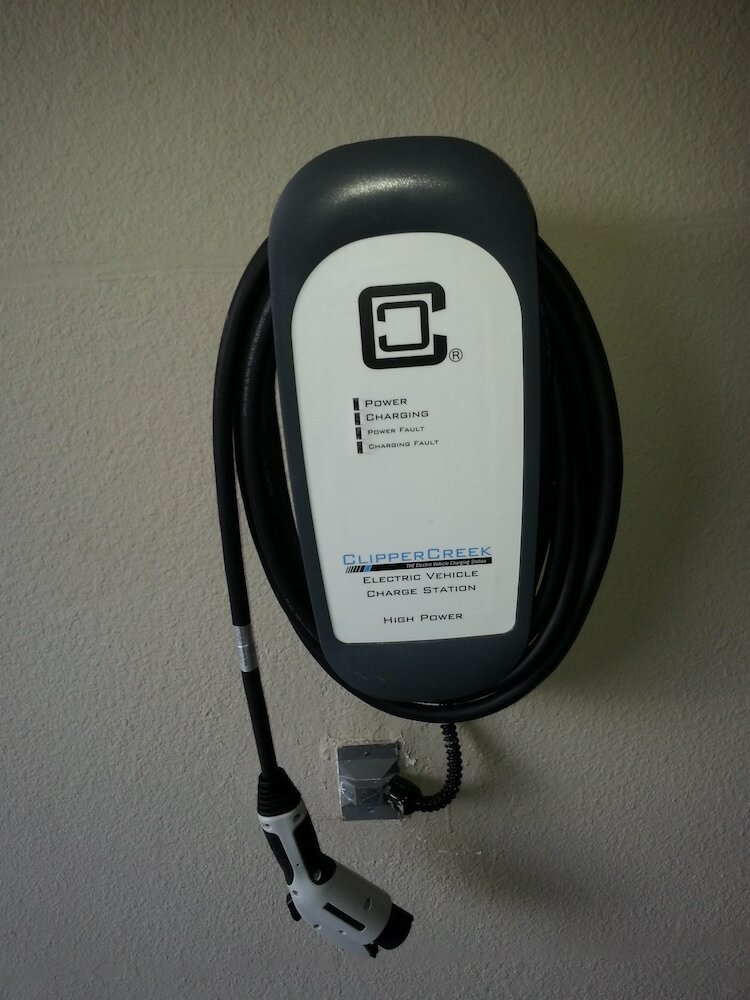 Фото Best Western The Inn & Suites Pacific Grove