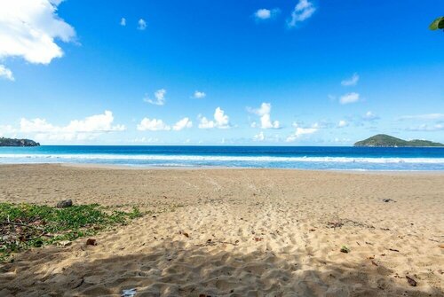 Гостиница Wyndham Tortola Bvi Lambert Beach Resort на Британских Виргинских островах