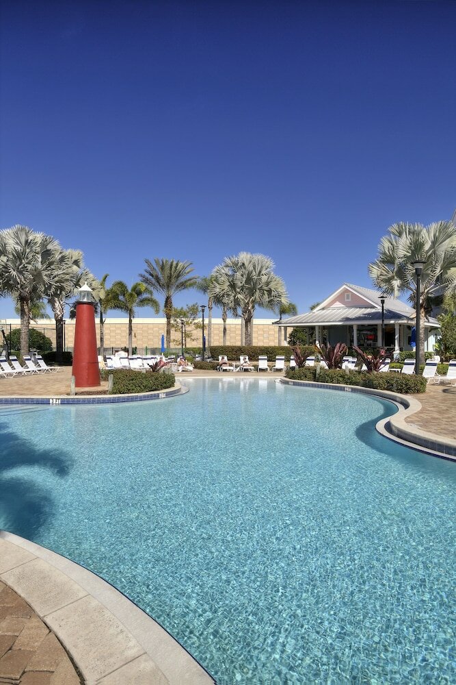 Фото Holiday Inn Express & Suites S Lake Buena Vista, an Ihg Hotel