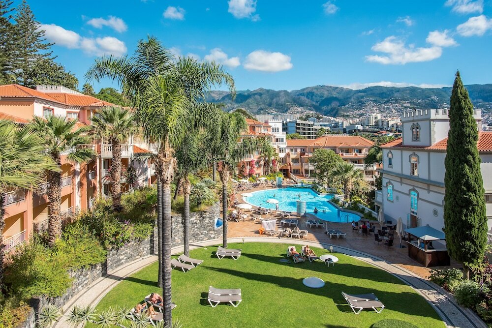 Фото Pestana Village Garden Hotel