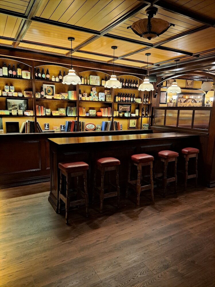 Фото Coachmans Inn