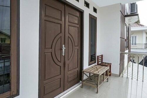 Гостиница Oyo 90595 Ferezsa Kost Syariah в Палембанге