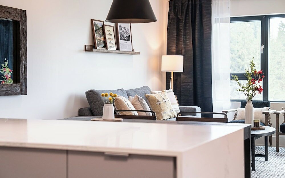 Фото The Selkirk House by Revelstoke