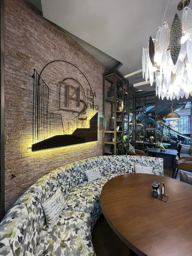 Фото Brittany Hotel Bgc