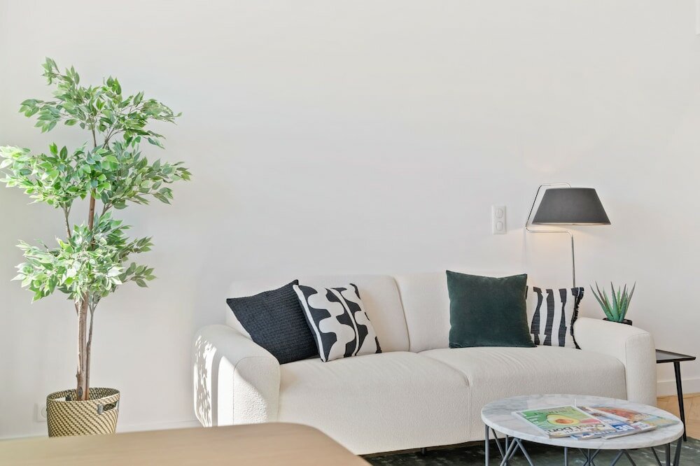 Фото Brand New Retreat in Belair Id224