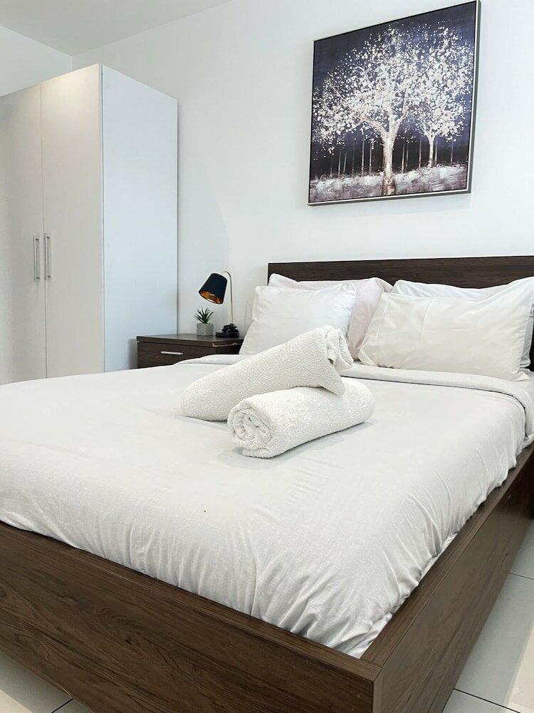 Фото Embassy Gardens