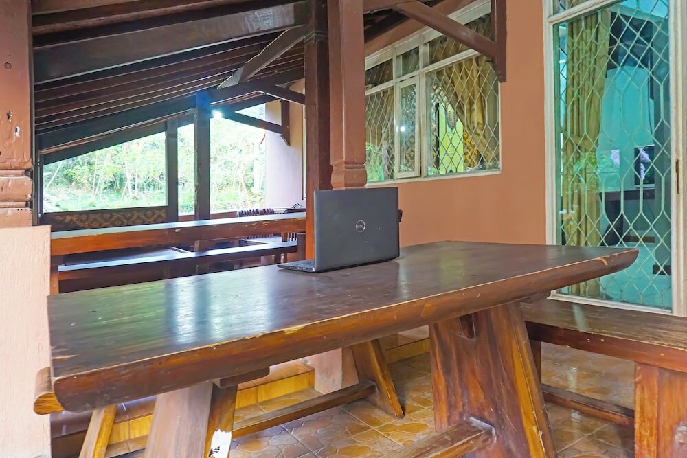 Фото Capital O 92836 Villa Kampoeng Katineung