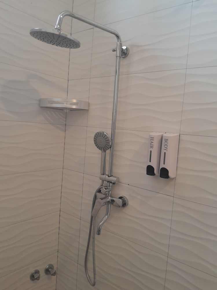 Фото Vegas Luxury Hotel