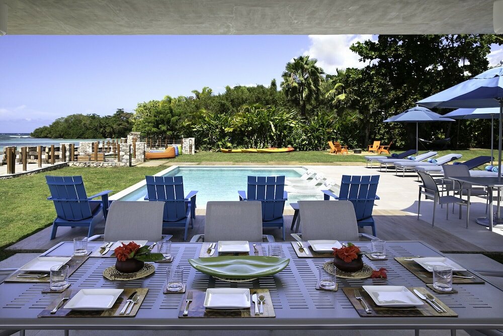 Фото Fabulous 5 Bedroom Beachfront Villa