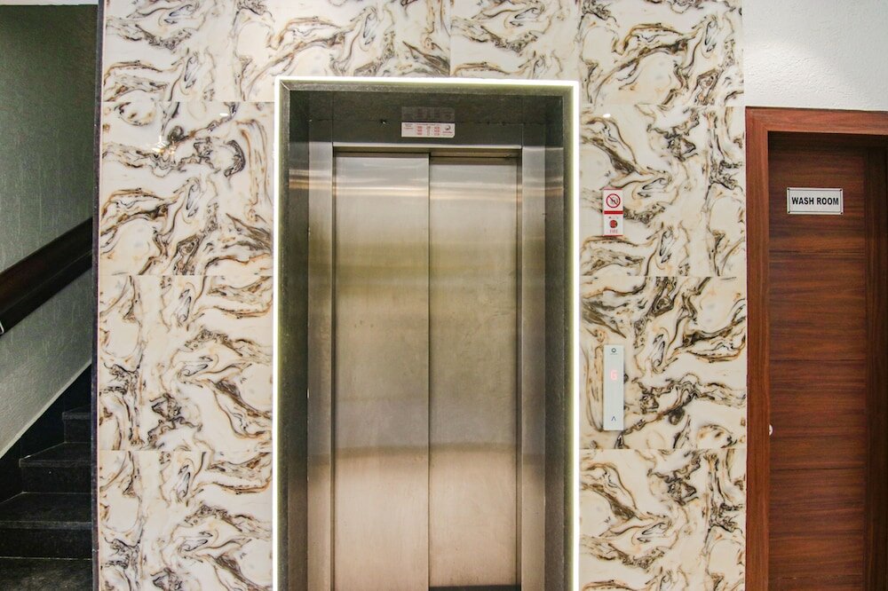 Фото Fabhotel Golden Enterprise