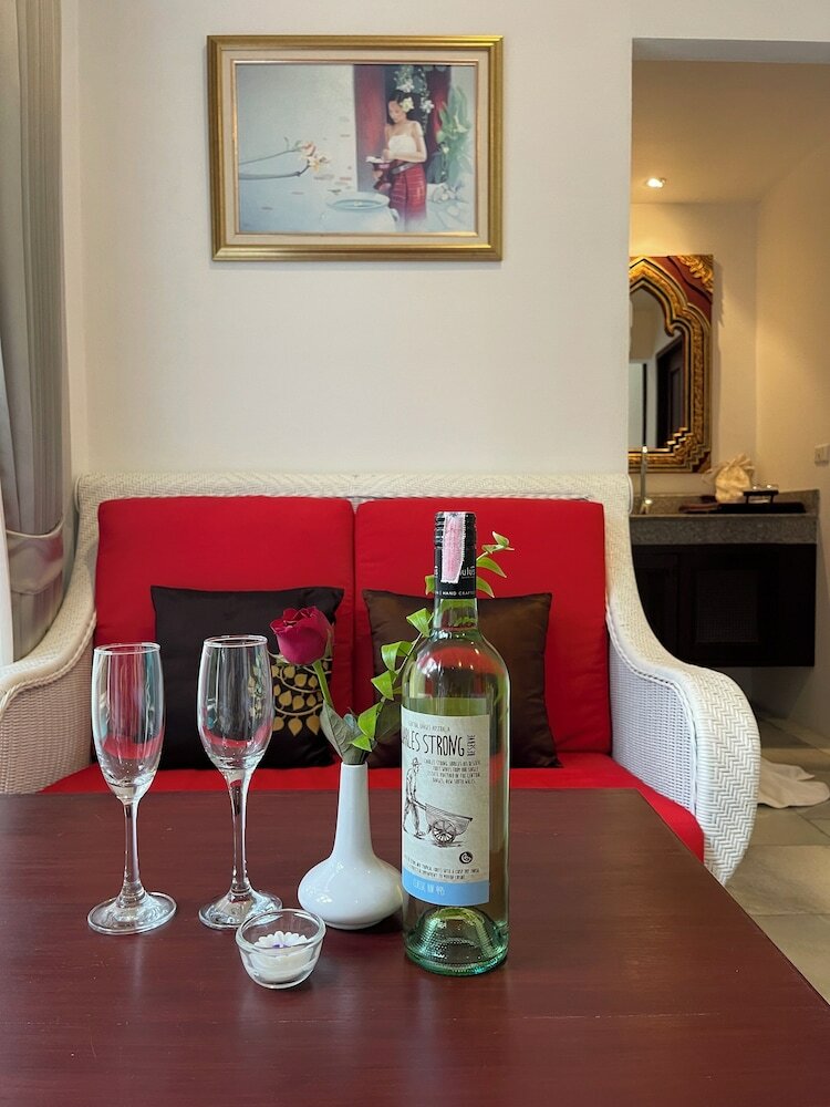 Фото Villa Raya Private Pool Villas Resort