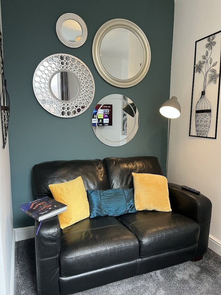 Фото Modern 1 bed Studios for Comfy Stay in Preston