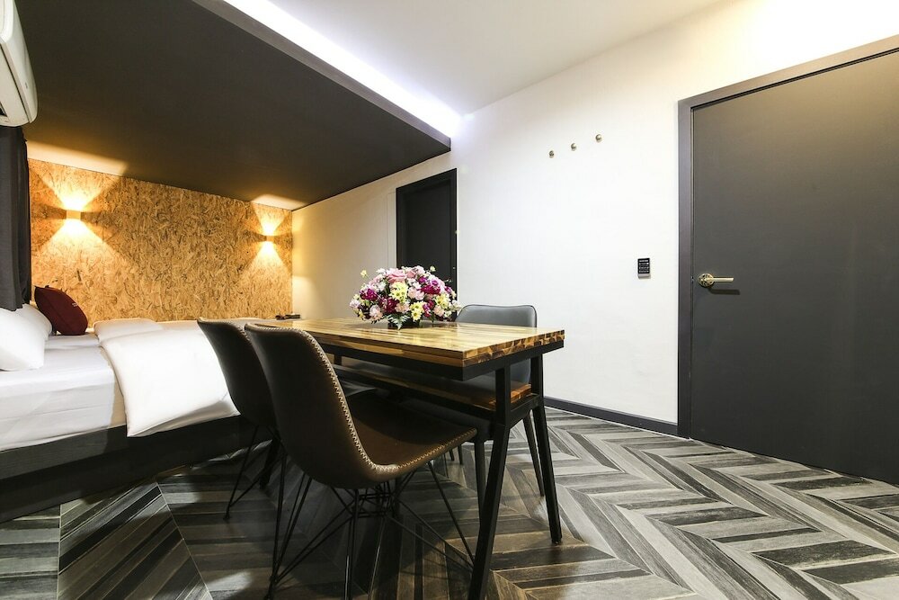 Фото Chuncheon Hotel Cozy