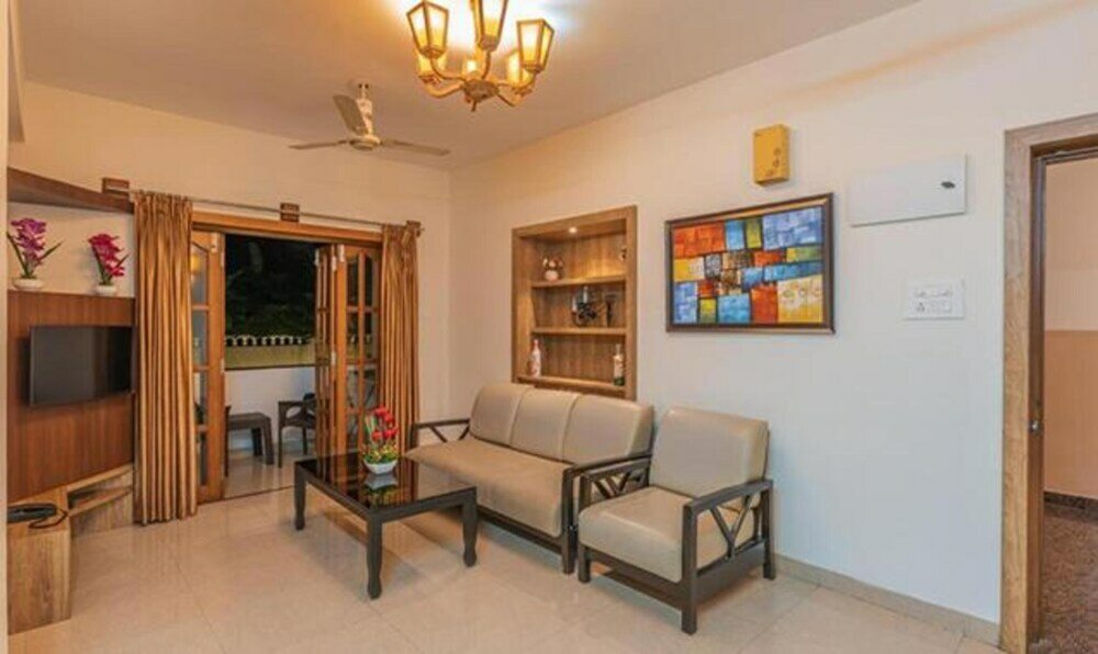 Фото FabHotel Vihasta Gold Nest