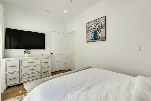 Гостиница Modern Atlanta Vacation Rental: 2 Mi to Downtown! в Атланте