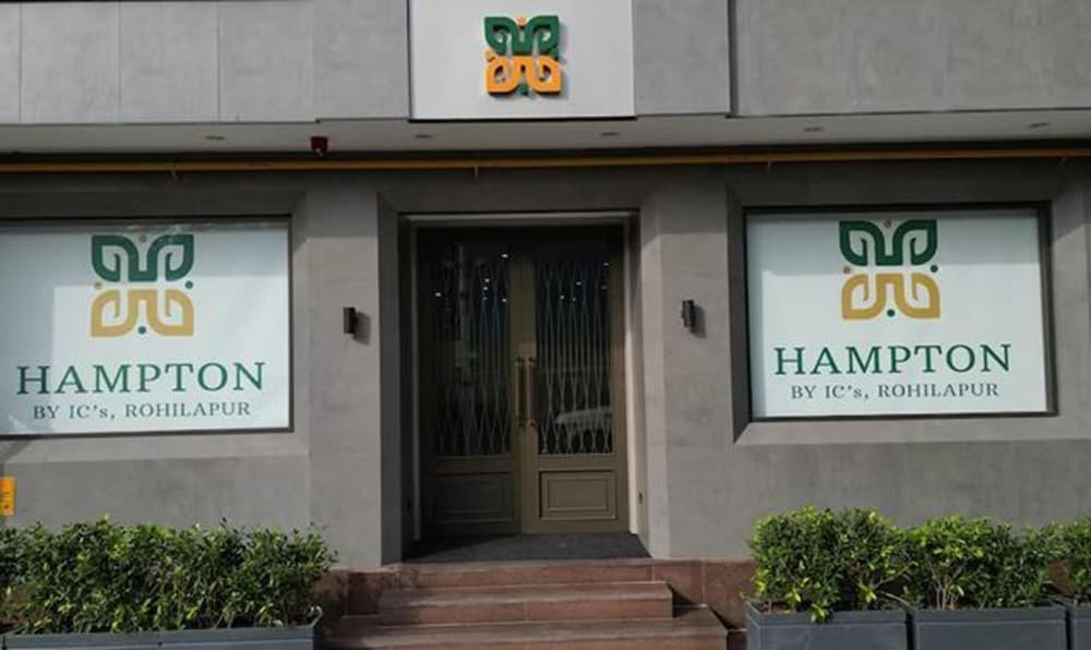 Фото отеля 1