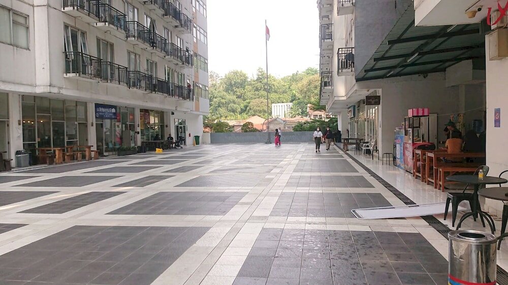 Фото Collection O 92981 Apartemen The Jarrdin