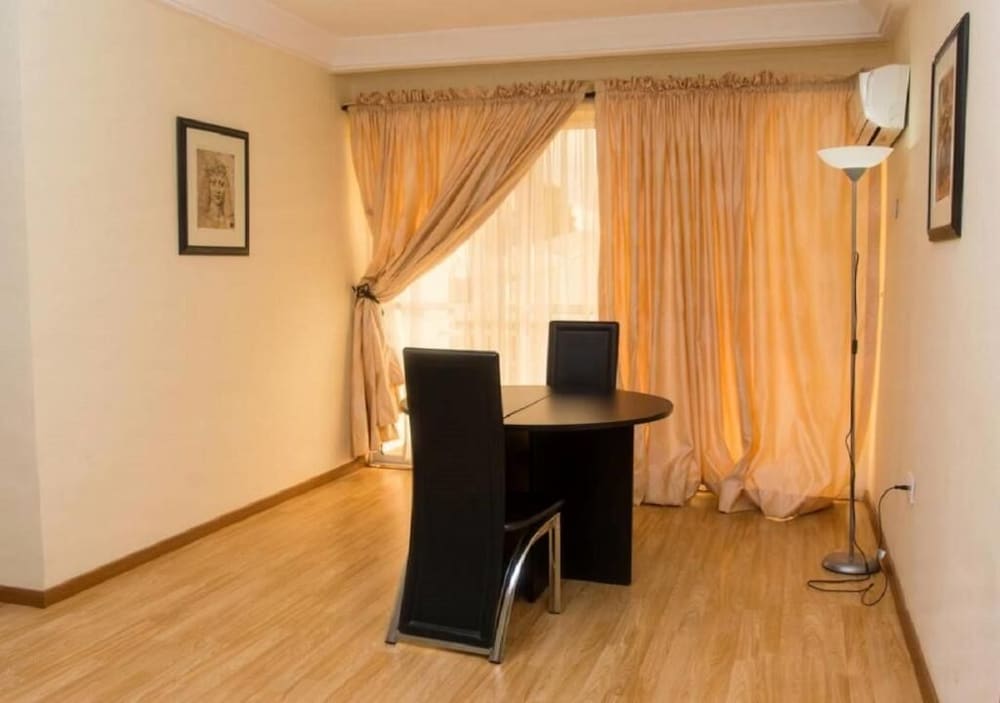 Фото Apartments & Hotels by Qualer Jos