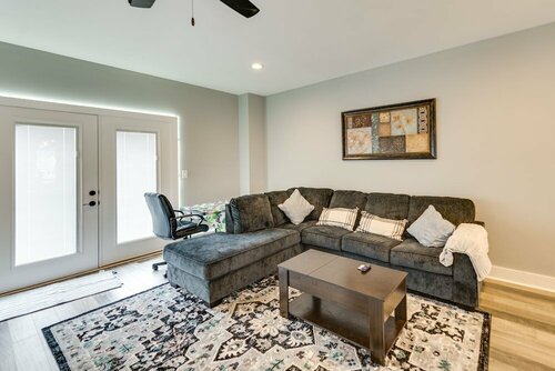 Гостиница Serene Lexington Hideaway: Deck w Stunning Views! в Лексингтоне