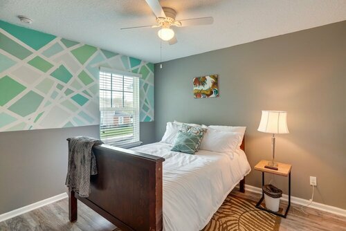 Гостиница Orange Park Townhome Vacation Rental w Patio! в Джэксонвилле