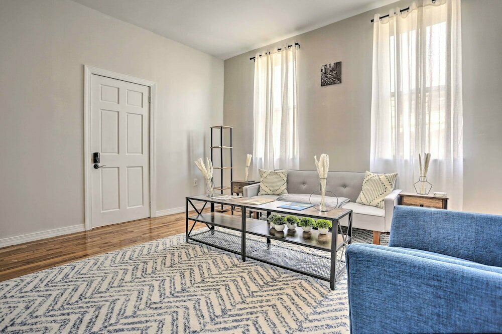 Hotel Updated Pet-friendly Townhome ~ 11 Mi To Nyc!, State of New Jersey, photo